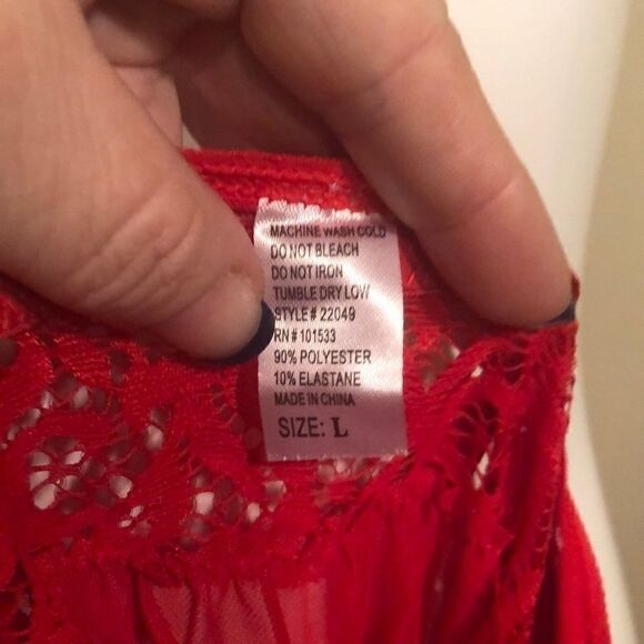 Lingerie   - Picture 4 of 4